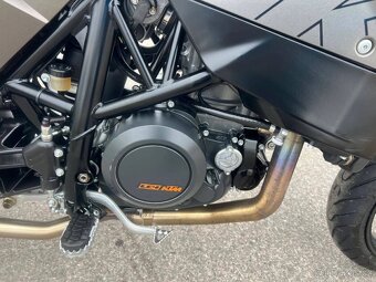 Prodám KTM 690 SUPERMOTO - 4