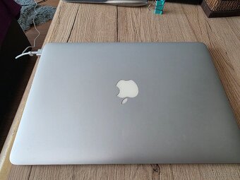 MACBOOK AIR A 1466 - 4