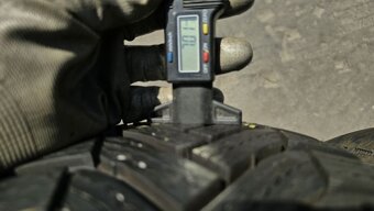 Zimní pneu 205/55/16 Michelin - 4