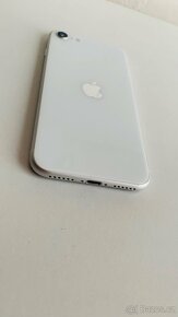 iPhone SE 2020 /64gb - 4