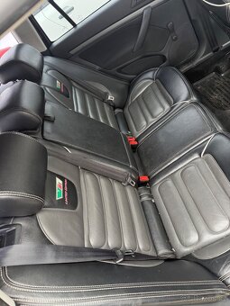 Octavia 2rs sedačky limited edition - 4
