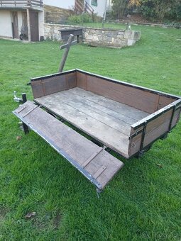 Čtyřkolový vozík za auto - 4