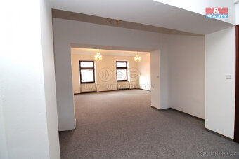 Pronájem bytu 4+1, 140 m², Praha 10, ul. U hráze - 4