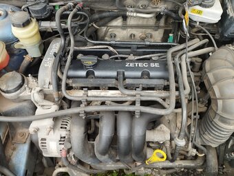 Prodám Ford focus1.6 benzín - 4