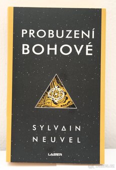 NEUVEL: Spící obři/Probuzení bohové - 4