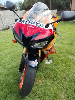 Honda cbr 600 repsol - 4