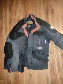 Bunda Harley Davidson orig. XL.
- 4