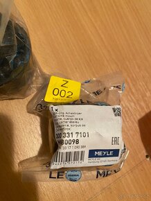 E39 530da silentbloky zadní nápravy - 4