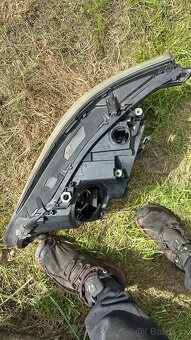 Prodám světla e60 - 4