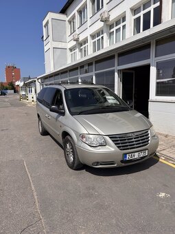 Chrysler Grand Voyager - 4