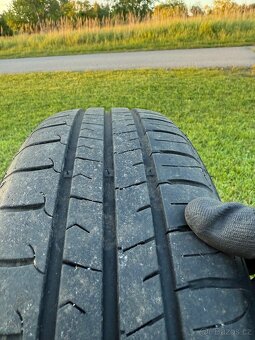 Alu disky 4x100 s gumou 165/70 r13 originál Felicia - 4