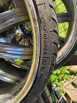 R24 255/30 - 4