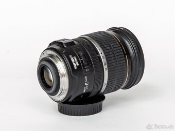 Canon EF-S 17–55mm f/2.8 IS USM - 4