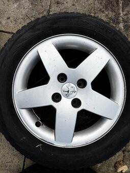 Kola Peugeot R15 celoroční pneu - 4