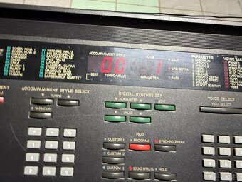 YAMAHA PSR 4500 - 4