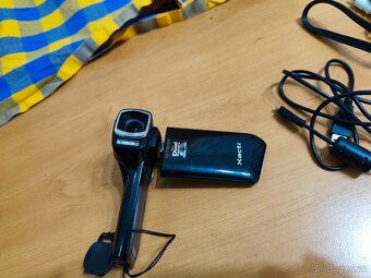 Sanyo Xacti VPC-CG10 - 4