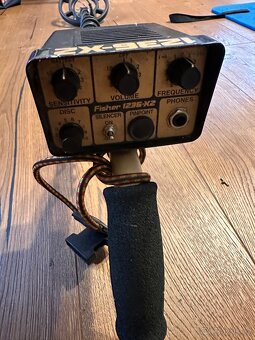 Fisher 1236-x2 , detektor kovu - 4