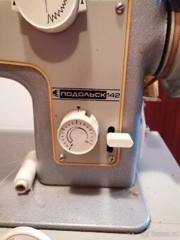 Starožitný šicí stroj - 4