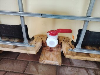 IBC kontejner 1000l - 4