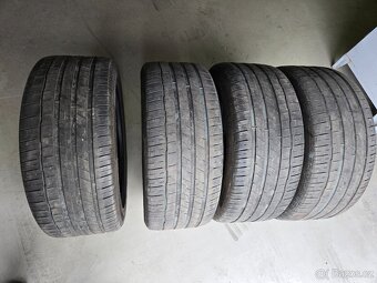 285/45R21 - 4