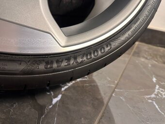 original alu kola Audi A5 8W B9 F5 r20 8W0601025CF - 4