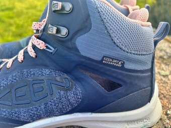 Keen boty - 4