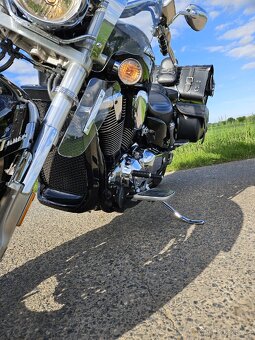 Honda VTX 1800 R - 4