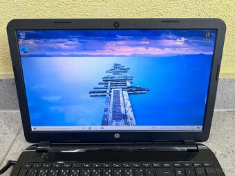 HP 15 / Intel N2815 / 4GB RAM / 500HB HDD / 15.6" - 4