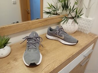 Nike dámské sportovní tenisky vel. 41 - 4