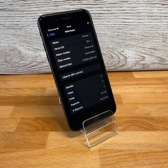 iPhone SE 2020 64GB, černý (12 měsíců záruka) - 4