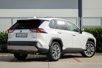 Toyota RAV4 2.5 HYBRID FULL VÝBAVA / AJ NA SPLÁTKY / - 4