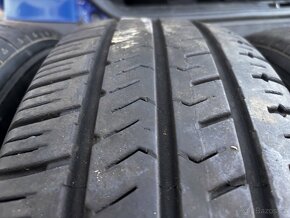 Pneu 205/65/16 C - 4