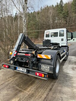 IVECO EUROCARGO 180-250 Nosič kontejnerů - 4