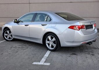 Honda Accord 2.0 Lifestyle - 4
