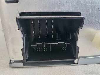 FORD 6000 CD - FOCUS II MONDEO II LIFT CMAX - 8M5T-18C815-AB - 4