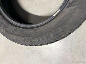 prodám zimní 185/65/15C Sailun - 4