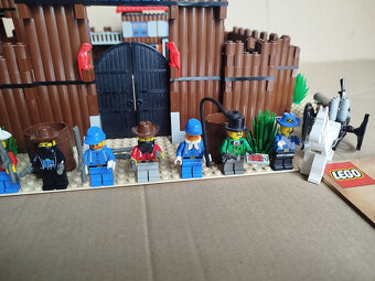 Lego western 6769 Fort LEGOREDO - 4