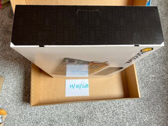 LEGO 910033 Old Train Engine Shed - 4