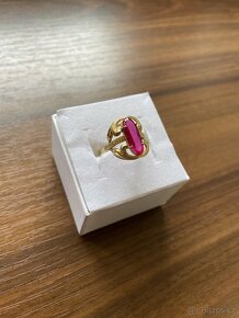 Zlatý dámský prsten - 4