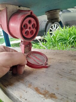 Stavební elektroměrový rozvaděč + stavební rozvaděč - 4