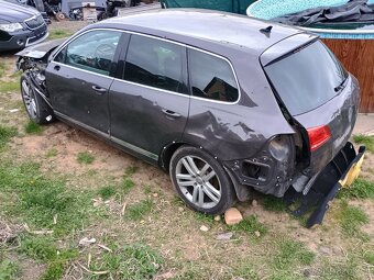 Prodám VW Touareg 7P 3.0 TDI 176kw - 4