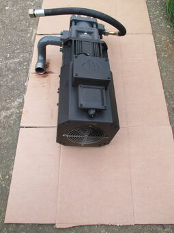 Zubové olejové čerpadlo + lektromotor 7,5KW - 4
