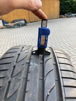 235/40/19 96Y Bridgestone potenza - 4