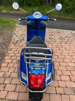 Vespa GTS Super 125 - 4