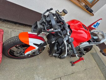 Honda CBR600RR rok 20011 - 4