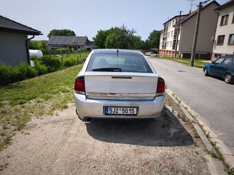Opel Vectra GTS 1.8i 90kw rv 04 - 4