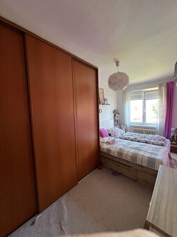 Prodej bytu 3+1, 63m2, balkon, Pardubice-Višňovka - 4