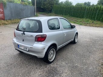 Toyota Yaris 1.0 vvti - 4