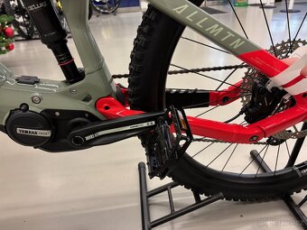 Haibike AllMtn 4 kola 29/27,5" vel. S, M gloss khaki red - 4