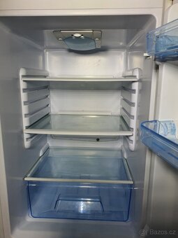 A++ úsporná lednice lednička – chladnička + mrazák - 4